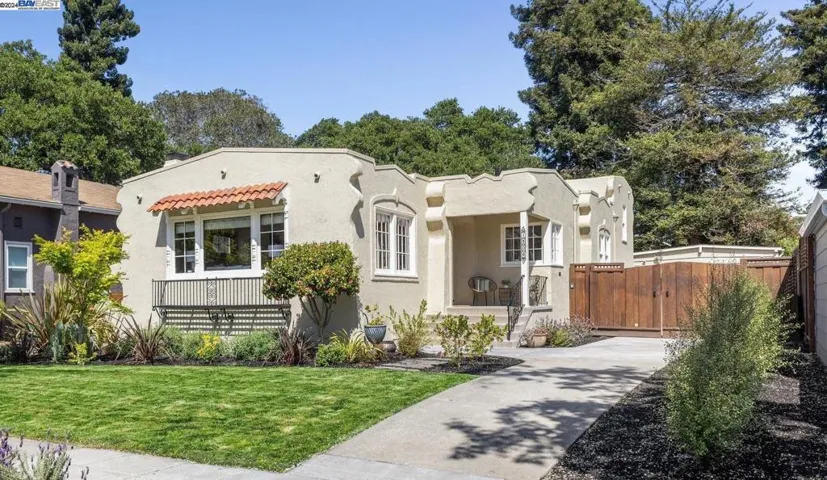 1308 Saint Charles St, Alameda, California 94501