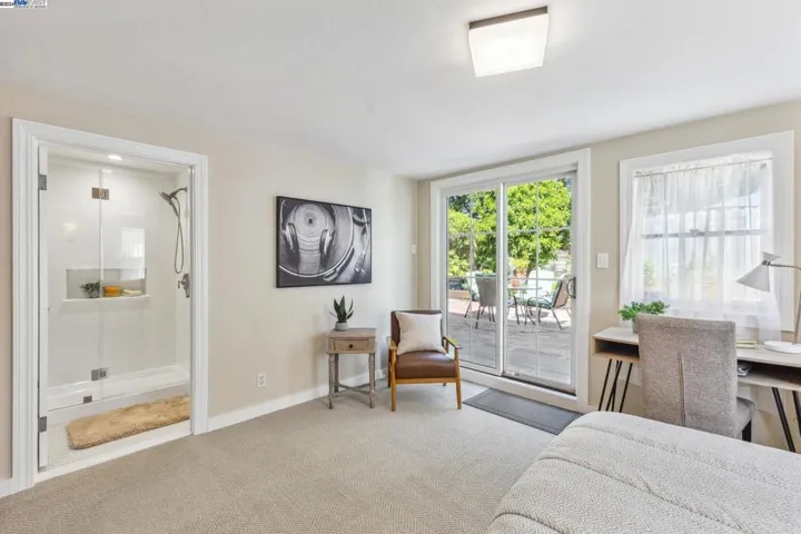 1308 Saint Charles St, Alameda, California 94501