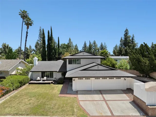 This house sits on a large lot