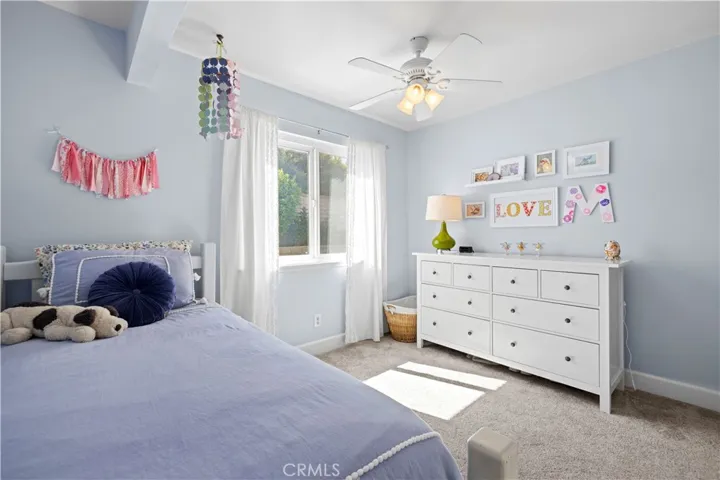 25855 Empalmo Court, Valencia, California 91355