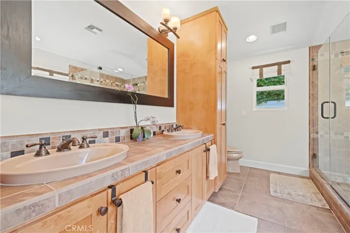 25855 Empalmo Court, Valencia, California 91355