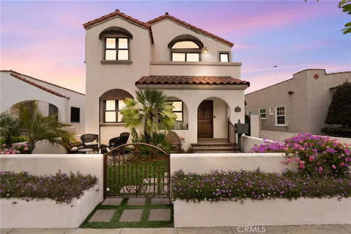 Spanish style bungalow ready for a new family.