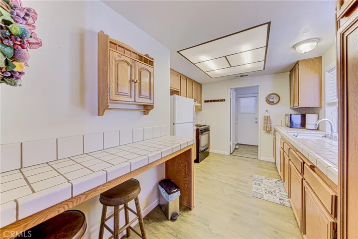 28283 Encino Drive, Menifee, California 92586