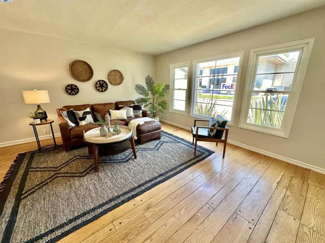 857 Lafayette Ave, San Leandro, California 94577