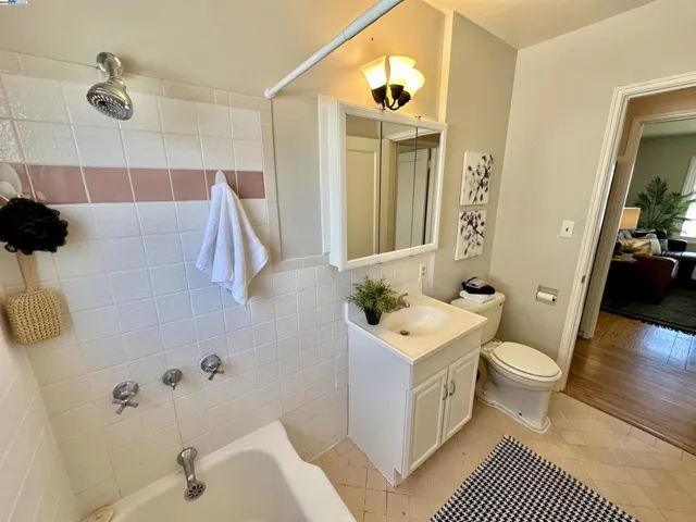 857 Lafayette Ave, San Leandro, California 94577