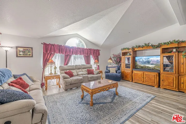 625 Foreston Drive, Acton, California 93510