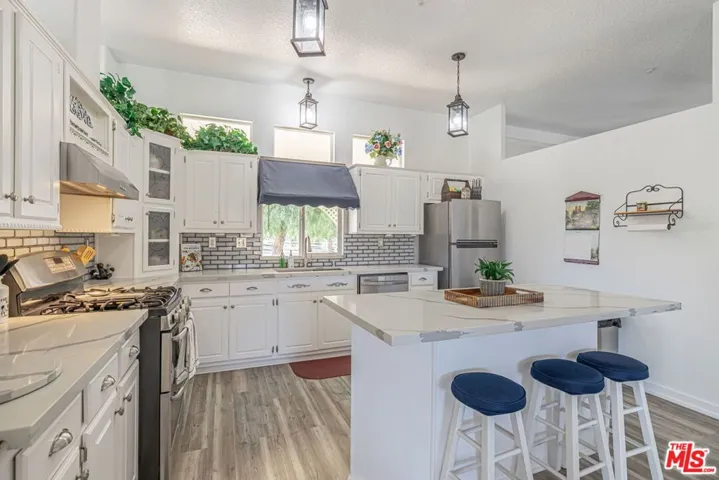 625 Foreston Drive, Acton, California 93510