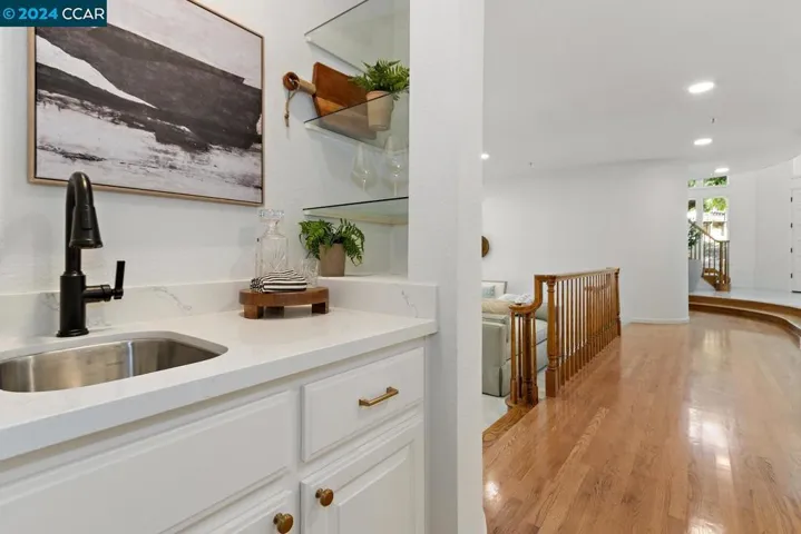 27 Merrill Circle S, Moraga, California 94556