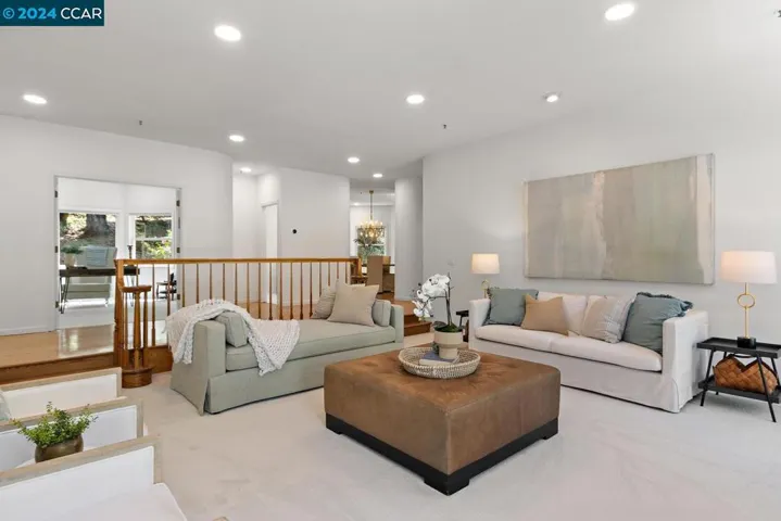 27 Merrill Circle S, Moraga, California 94556
