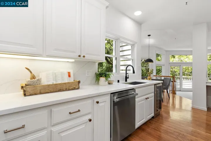 27 Merrill Circle S, Moraga, California 94556