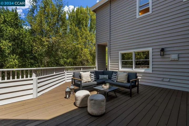 27 Merrill Circle S, Moraga, California 94556