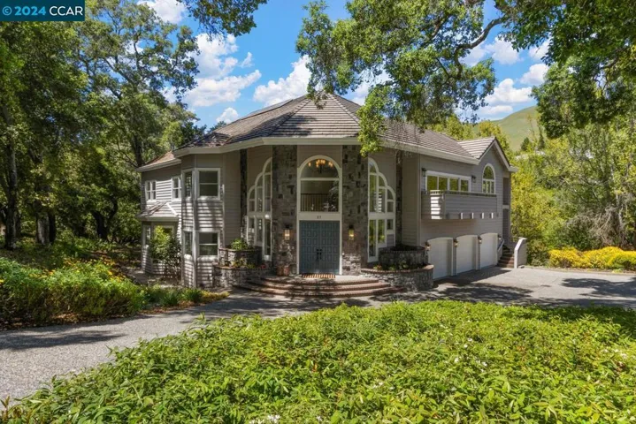 27 Merrill Circle S, Moraga, California 94556