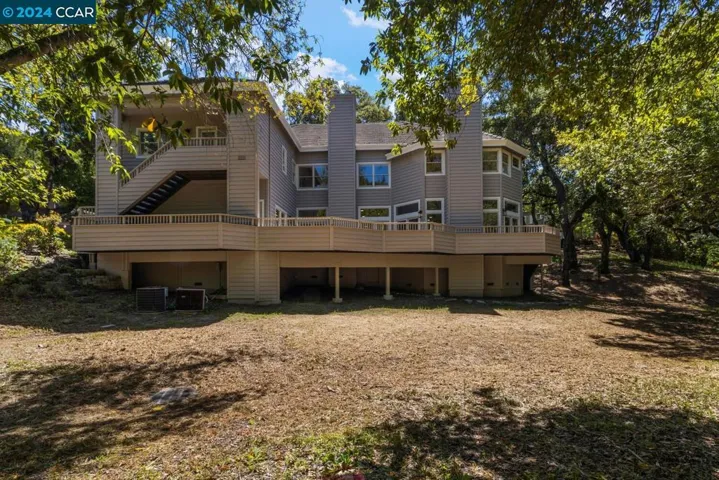27 Merrill Circle S, Moraga, California 94556