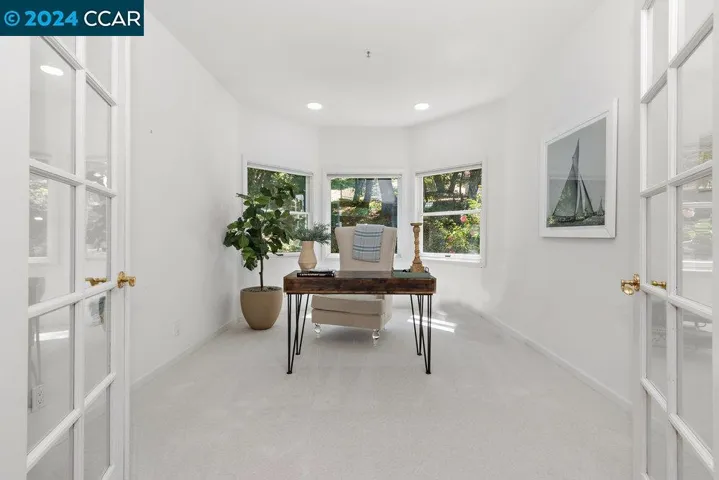 27 Merrill Circle S, Moraga, California 94556