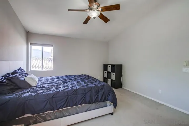 9185 Lake Valley Rd, El Cajon, California 92021