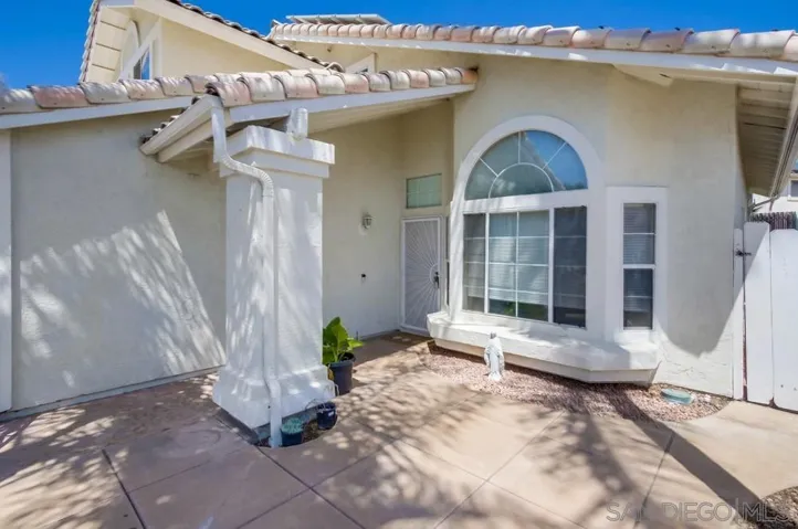 9185 Lake Valley Rd, El Cajon, California 92021