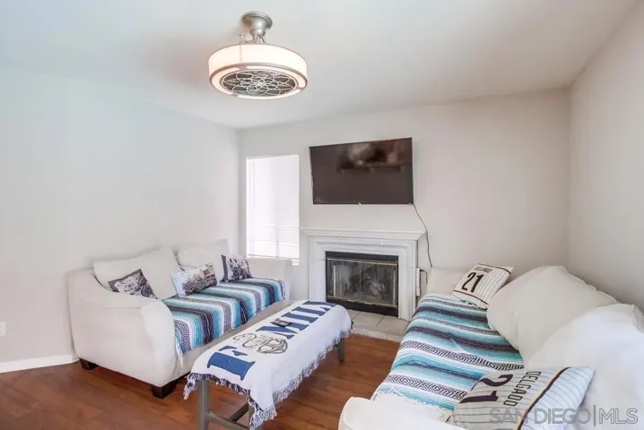 9185 Lake Valley Rd, El Cajon, California 92021