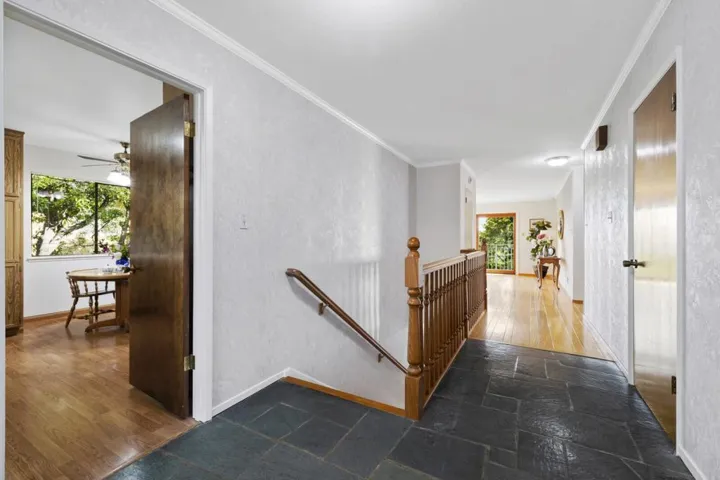 1516 La Mesa Drive, Burlingame, California 94010