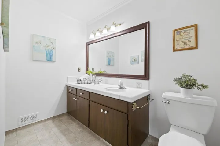 1516 La Mesa Drive, Burlingame, California 94010
