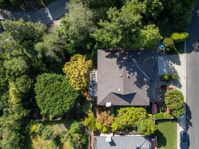 1516 La Mesa Drive, Burlingame, California 94010