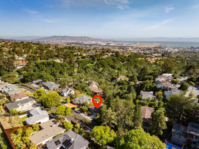 1516 La Mesa Drive, Burlingame, California 94010