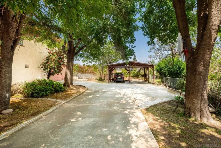 Carport