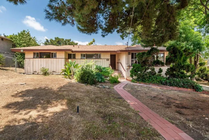 69 E E I St, Chula Vista, California 91910