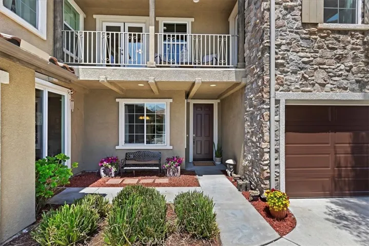 27517 Murrieta Oaks Avenue, Murrieta, California 92562