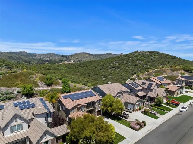 27517 Murrieta Oaks Avenue, Murrieta, California 92562