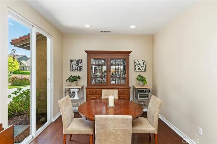 27517 Murrieta Oaks Avenue, Murrieta, California 92562