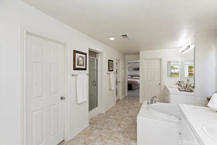 27517 Murrieta Oaks Avenue, Murrieta, California 92562