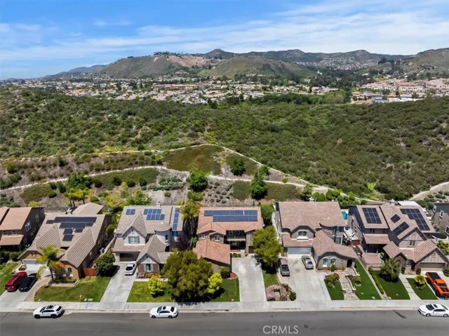 27517 Murrieta Oaks Avenue, Murrieta, California 92562