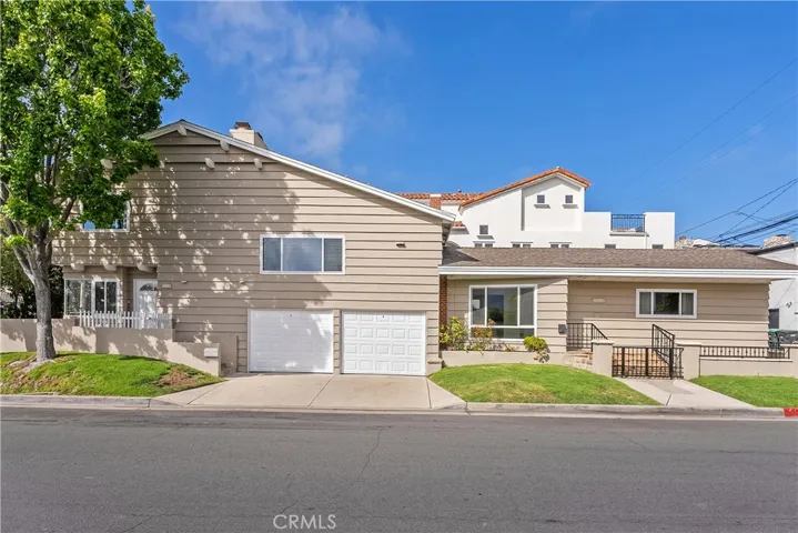 500 Larkspur Avenue, Corona Del Mar, California 92625