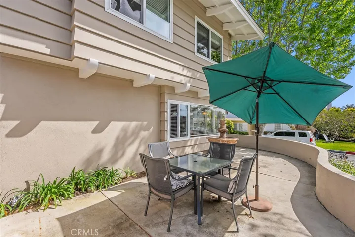 500 Larkspur Avenue, Corona Del Mar, California 92625