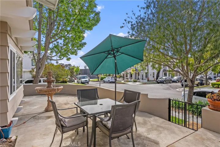 500 Larkspur Avenue, Corona Del Mar, California 92625