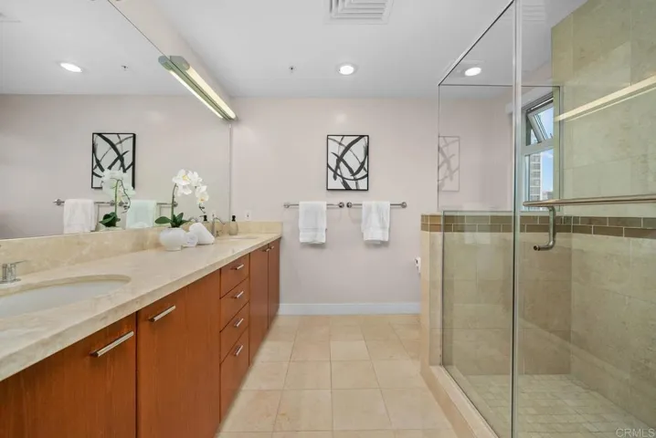 1199 Pacific Highway 2102, San Diego, California 92101
