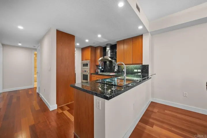 1199 Pacific Highway 2102, San Diego, California 92101