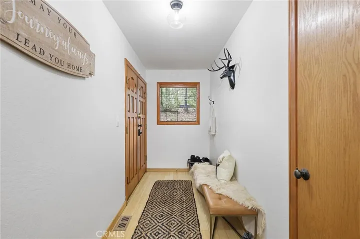 180 S Grass Valley Road 3, Lake Arrowhead, California 92352