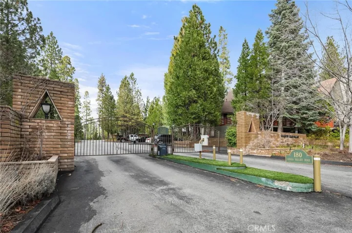 180 S Grass Valley Road 3, Lake Arrowhead, California 92352