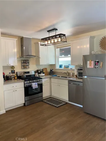 2251 Ximeno Avenue, Long Beach, California 90815