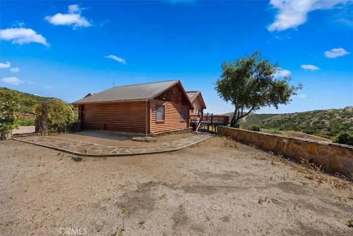 Walkway to Rear Patio Deck