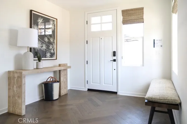 1197 Winslow Lane, Newport Beach, California 92660