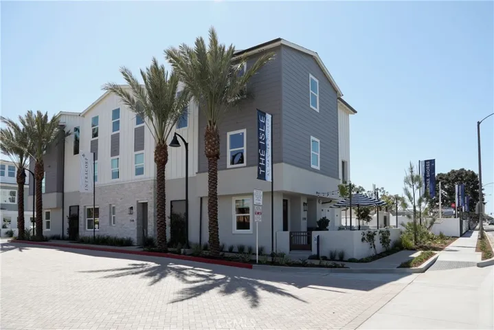 1197 Winslow Lane, Newport Beach, California 92660