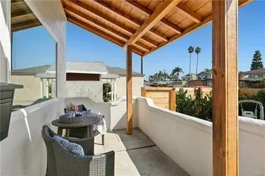 Covered Front Porch overlooking Front Yard