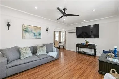 175 E Pleasant Street, Long Beach, California 90805