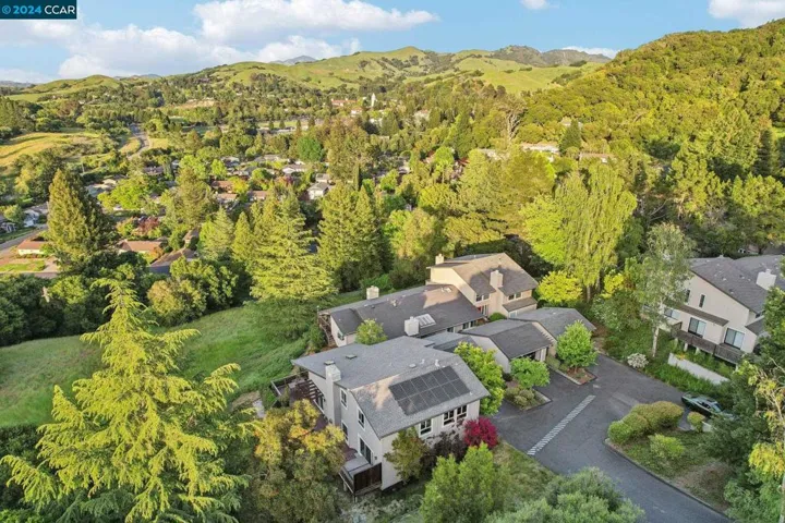 114 Alta Mesa Ct, Moraga, California 94556