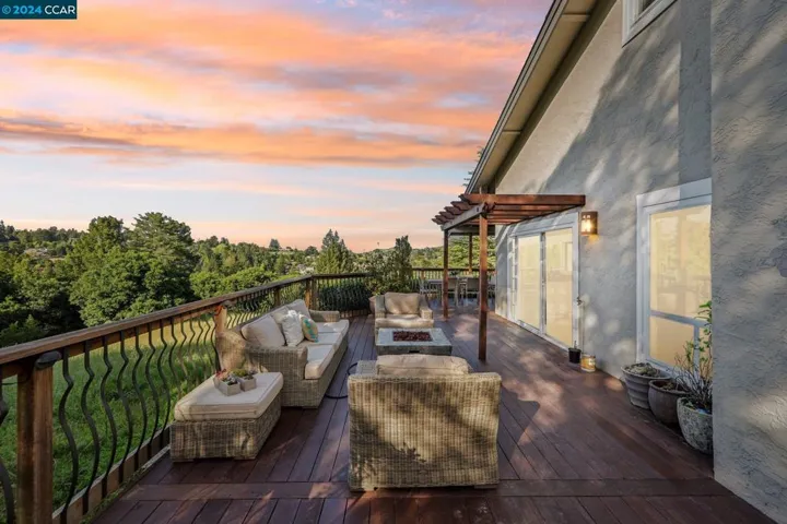 114 Alta Mesa Ct, Moraga, California 94556