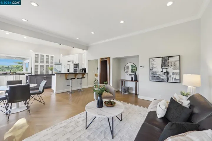 114 Alta Mesa Ct, Moraga, California 94556