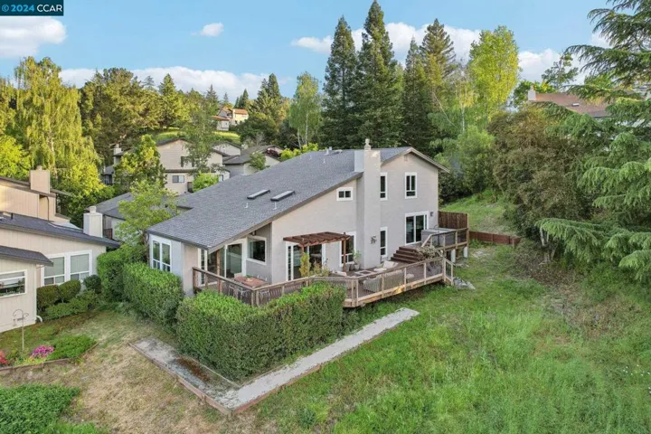114 Alta Mesa Ct, Moraga, California 94556