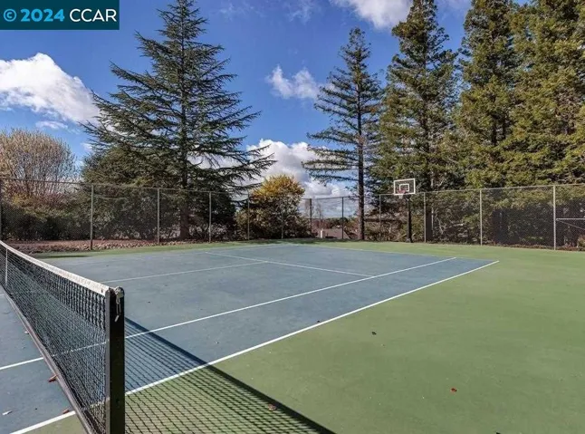 114 Alta Mesa Ct, Moraga, California 94556